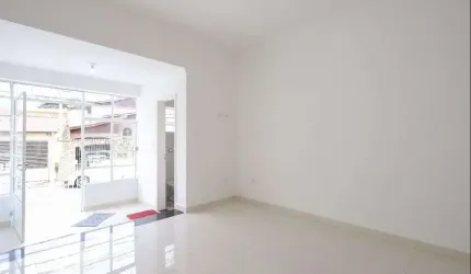 Casa para Aluguel - Água Fria, 2 Quartos,  270 m² - São Paulo