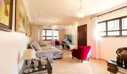 Casa para Aluguel - Vila Pedra Branca, 3 Quartos,  330 m² - São Paulo