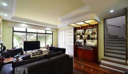 Casa para Aluguel - Saúde, 6 Quartos,  450 m² - São Paulo