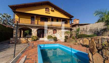 Casa para Aluguel - São Luíz, 5 Quartos,  371 m² - Belo Horizonte