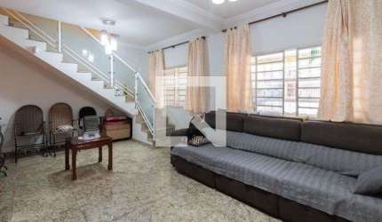 Casa para Aluguel - Jardim Cocaia, 3 Quartos,  287 m² - Guarulhos