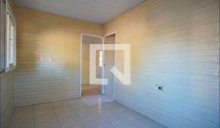 Casa para Aluguel - Sarandi, 2 Quartos,  200 m² - Porto Alegre