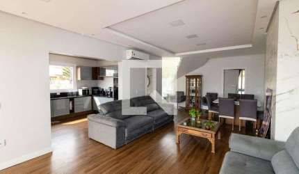 Casa para Aluguel - Guarujá, 4 Quartos,  269 m² - Porto Alegre
