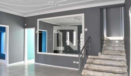 Casa para Aluguel - Centro, 4 Quartos,  400 m² - Curitiba