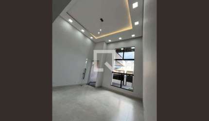 Casa para Aluguel - Setor Faicalville, 3 Quartos,  122 m² - Goiânia