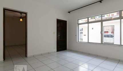 Casa para Aluguel - Cambuci, 2 Quartos,  160 m² - São Paulo
