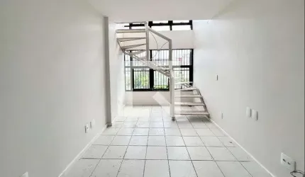 Cobertura para Aluguel - Rio Vermelho, 3 Quartos,  130 m² - Salvador