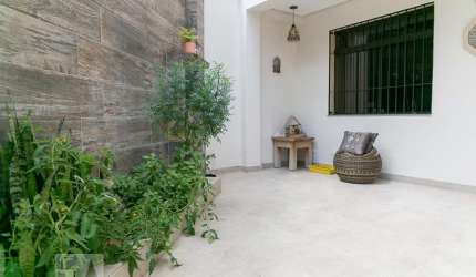 Casa para Aluguel - Vila Mariana, 3 Quartos,  200 m² - São Paulo