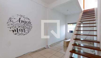 Casa para Aluguel - Alto Caiçaras, 2 Quartos,  100 m² - Belo Horizonte