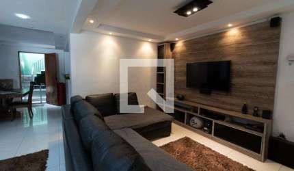 Casa para Aluguel - Jardim Éster Yolanda, 3 Quartos,  200 m² - São Paulo