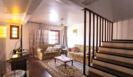 Casa para Aluguel - Cavalhada, 4 Quartos,  150 m² - Porto Alegre