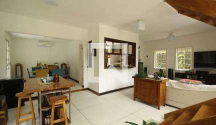 Casa para Aluguel - Jacarepaguá, 4 Quartos,  700 m² - Rio de Janeiro