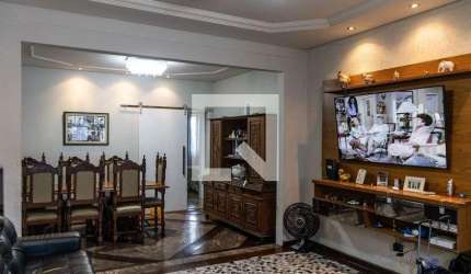Casa para Aluguel - Alto dos Pinheiros, 3 Quartos,  227 m² - Belo Horizonte