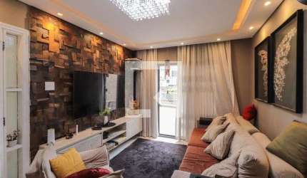 Casa para Aluguel - Vila Carrão, 3 Quartos,  240 m² - São Paulo