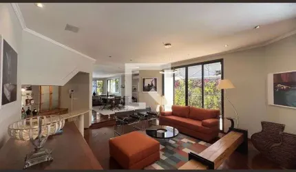 Casa para Aluguel - Alto de Pinheiros, 5 Quartos,  450 m² - São Paulo