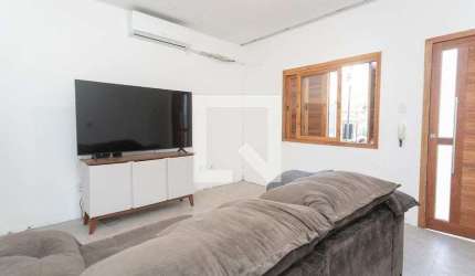 Casa para Aluguel - São Geraldo, 4 Quartos,  170 m² - Porto Alegre