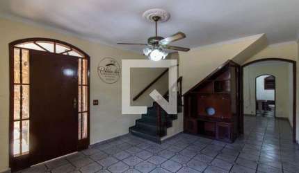 Casa para Aluguel - Jardim Cocaia, 3 Quartos,  300 m² - Guarulhos