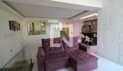 Casa para Aluguel - Pitangueiras, 3 Quartos,  400 m² - Rio de Janeiro