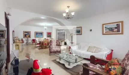 Casa para Aluguel - Jardim Guanabara, 3 Quartos,  390 m² - Rio de Janeiro