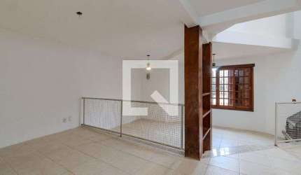 Casa para Aluguel - Guarujá, 3 Quartos,  225 m² - Porto Alegre