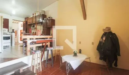 Casa para Aluguel - Alto Petrópolis, 2 Quartos,  140 m² - Porto Alegre