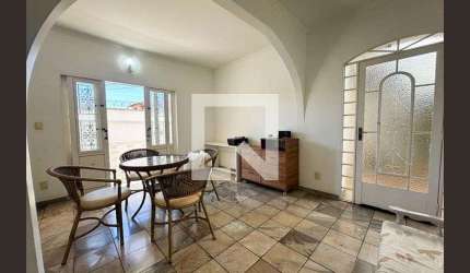 Casa para Aluguel - Castelo, 7 Quartos,  360 m² - Belo Horizonte