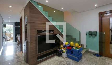 Casa para Aluguel - Jaqueline, 2 Quartos,  196 m² - Belo Horizonte