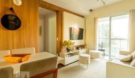 Apartamento para Aluguel - Liberdade, 2 Quartos,  53 m² - São Paulo
