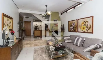 Casa para Aluguel - Jardim Lindóia, 3 Quartos,  300 m² - Porto Alegre