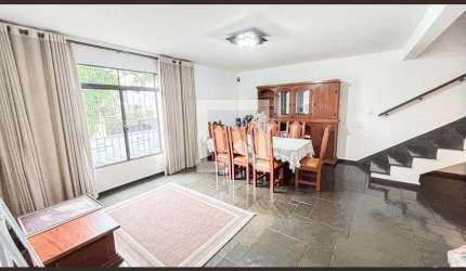Casa para Aluguel - Jardim, 4 Quartos,  189 m² - Santo André