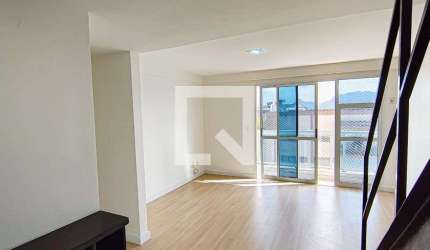 Cobertura para Aluguel - Freguesia , 2 Quartos,  110 m² - Rio de Janeiro