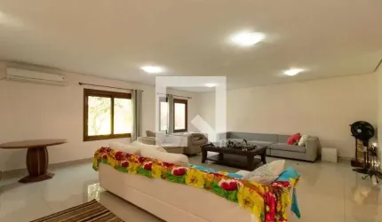 Casa para Aluguel - Cavalhada, 3 Quartos,  600 m² - Porto Alegre