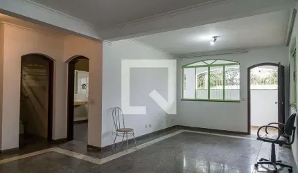 Casa para Aluguel - Jabaquara, 3 Quartos,  230 m² - São Paulo