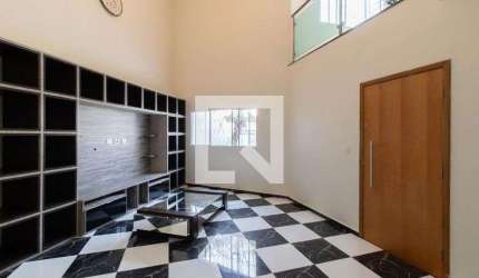Casa para Aluguel - Jardim Cocaia, 3 Quartos,  200 m² - Guarulhos