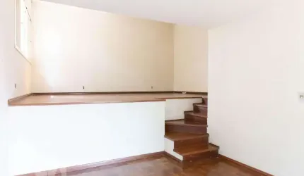Casa para Aluguel - Jardim Itu-Sabará, 5 Quartos,  400 m² - Porto Alegre