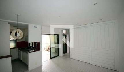 Apartamento para Aluguel - Jardim Oceânico, 2 Quartos,  70 m² - Rio de Janeiro