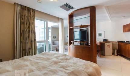 Apartamento para Aluguel - Jardim Oceânico, 2 Quartos,  60 m² - Rio de Janeiro