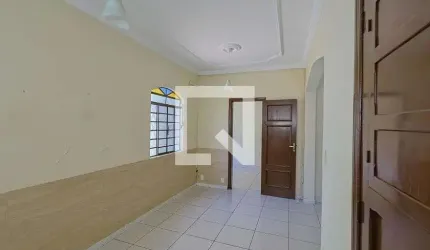 Casa para Aluguel - Concórdia, 3 Quartos,  419 m² - Belo Horizonte