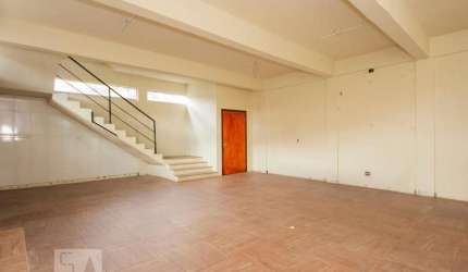 Casa para Aluguel - Passo D&apos;areia, 3 Quartos,  210 m² - Porto Alegre