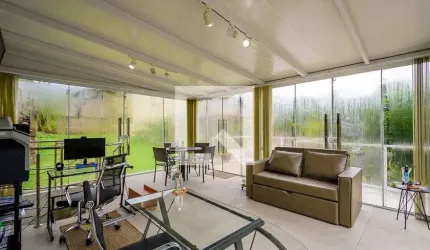 Casa / Sobrado em Condomínio para Aluguel - Espírito Santo, 1 Quarto,  76 m² - Porto Alegre