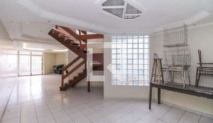 Casa para Aluguel - Sapopemba, 3 Quartos,  500 m² - São Paulo