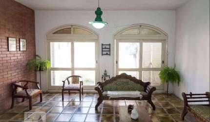 Casa para Aluguel - Tristeza, 4 Quartos,  243 m² - Porto Alegre