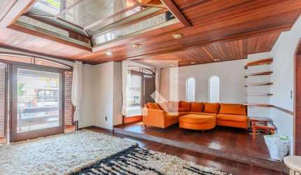 Casa para Aluguel - Tristeza, 6 Quartos,  385 m² - Porto Alegre