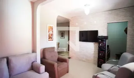 Casa para Aluguel - Jardim dos Comerciários, 3 Quartos,  400 m² - Belo Horizonte