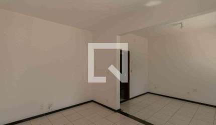 Casa para Aluguel - Braúnas, 2 Quartos,  190 m² - Belo Horizonte