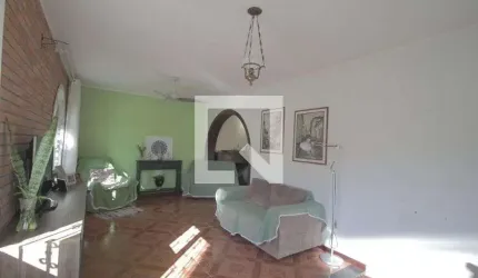 Casa para Aluguel - Passo D&apos;areia, 3 Quartos,  202 m² - Porto Alegre