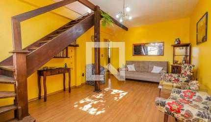 Casa para Aluguel - Cavalhada, 6 Quartos,  220 m² - Porto Alegre