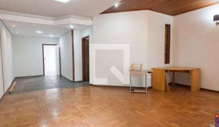 Casa para Aluguel - São Pedro, 3 Quartos,  225 m² - Belo Horizonte
