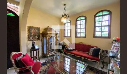 Casa para Aluguel - Santa Lúcia, 3 Quartos,  314 m² - Belo Horizonte