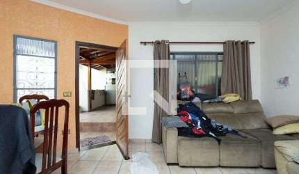Casa para Aluguel - Jardim Las Vegas, 1 Quarto,  250 m² - Guarulhos